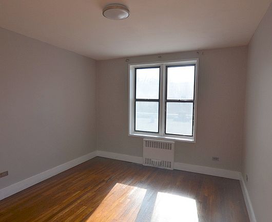 5th image of 4720 40th St APT 1F