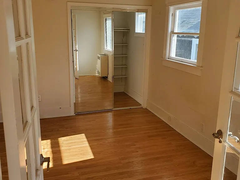 25 Clubhouse Ave — Photo 15