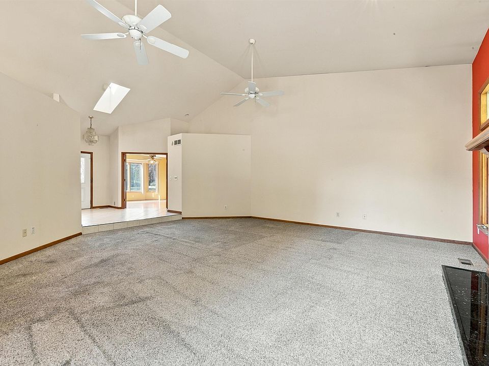 42170 Brianna Dr, photo 10