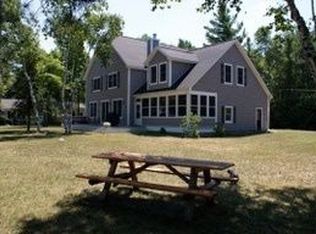 3890 Edgewater Dr, Cheboygan, MI 49721