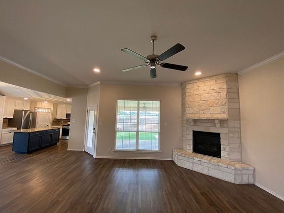 3rd image of 5002 Scarlett Oak Ln