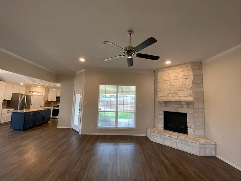 5002 Scarlett Oak Ln — Photo 3