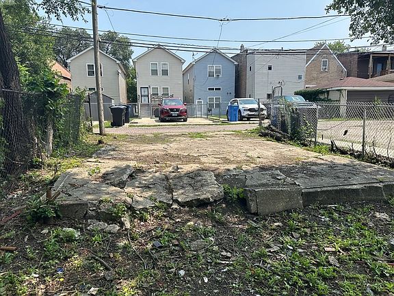 2nd image of 1315 S Homan Ave