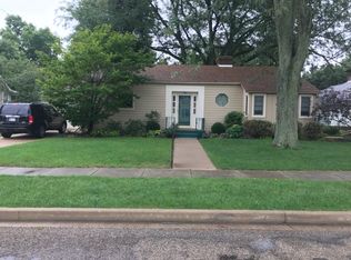 30 E Thompson St, Princeton, IL 61356