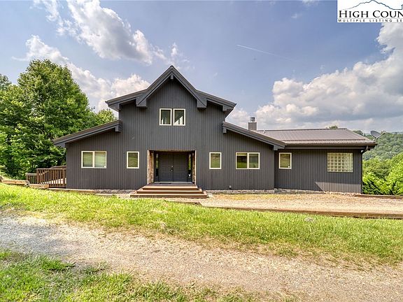 5th image of 177 Pleasant View Drive