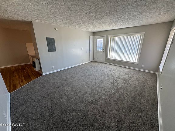 3rd image of 1139 & 1141 Hollywood Dr