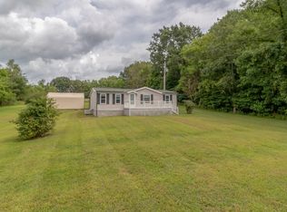 1210 Walter Head Rd, Cedar Hill, TN 37032