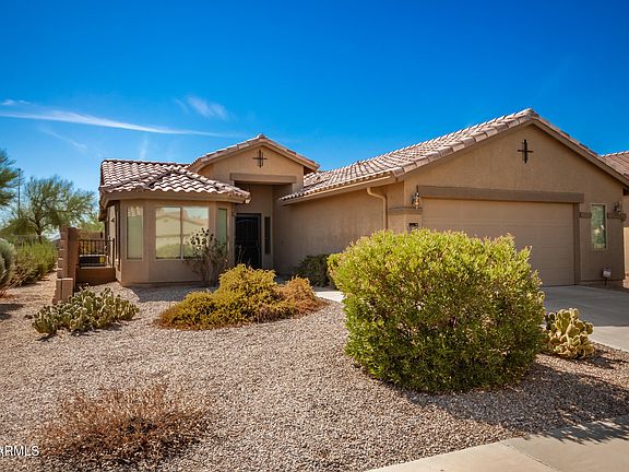 3rd image of 2619 E SANTA MARIA Drive