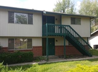 305 NW Robert St, Pullman, WA 99163