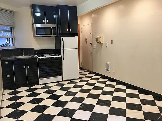 Rented by Landmark Resources | media 16