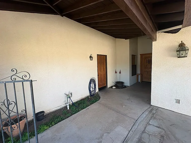 6204 Copperwood Ln — Photo 4