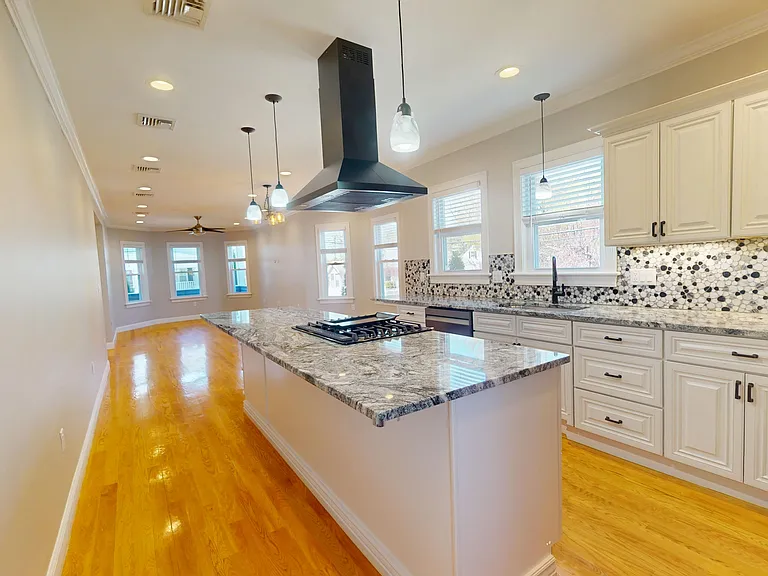 41 Winchester St #1 — Photo 11