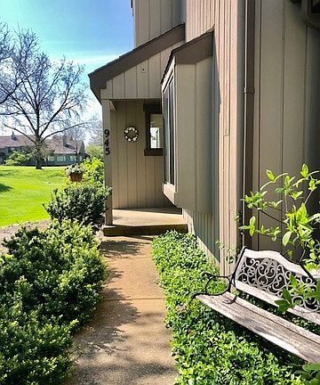 3rd image of 945 Fairway Cir #539FFL