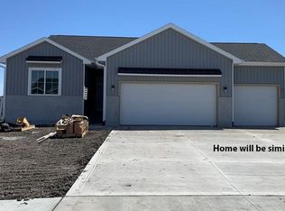 1295 Jacobson Dr, Story City, IA 50248