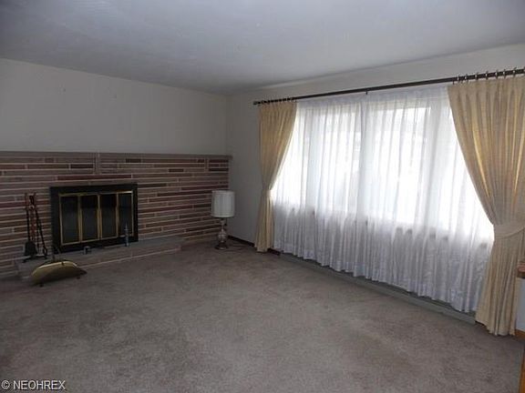5th image of 1827 Edmar St