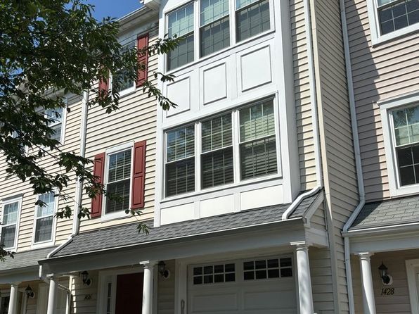 1426 Anna Marie Ct