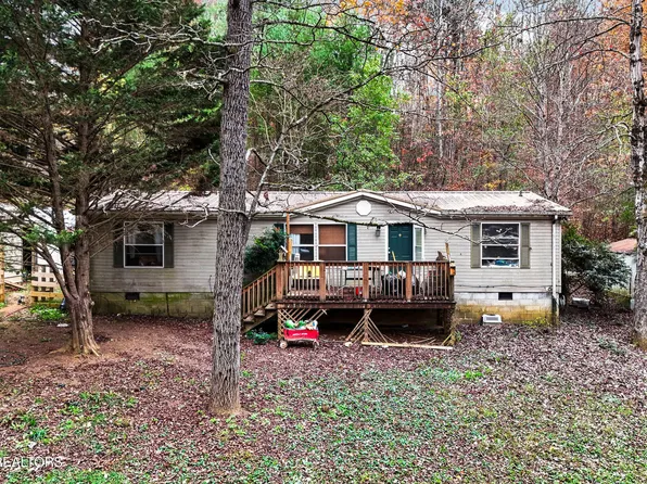 221 Allison Dr, Harriman, TN 37748