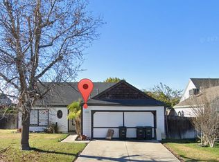 995 Orchard Ln, Colton, CA 92324