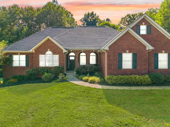 332 Bridle Run, Somerset, KY 42503
