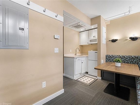 2nd image of 65 Weybosset St APT 311