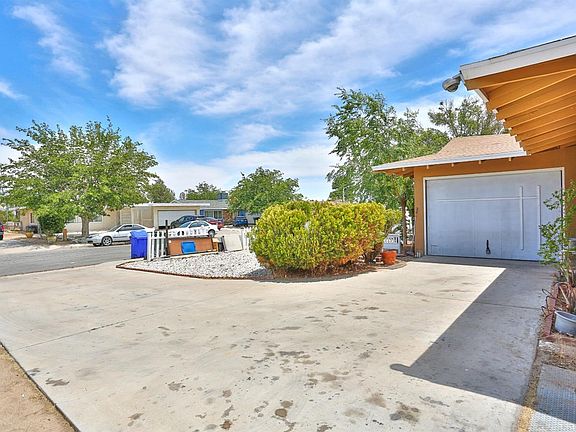 3rd image of 14040 Wimbleton Dr