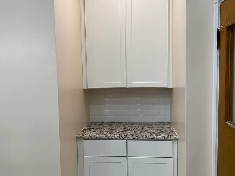 37 Farquhar St #1 — Photo 3