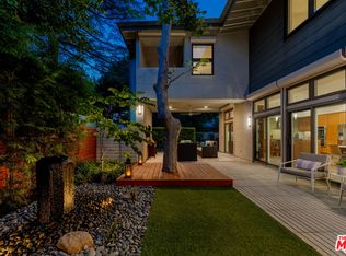 4065 Kraft Ave, Studio City, CA 91604