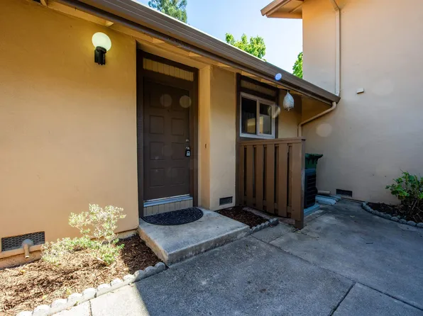 1753 Countrywood Ct, Walnut Creek, CA 94598