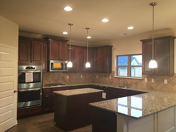 3rd image of 1301 Heartwood Ave