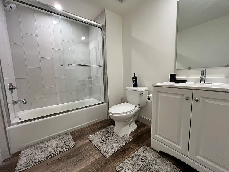 1832 Selby Ave — Photo 11