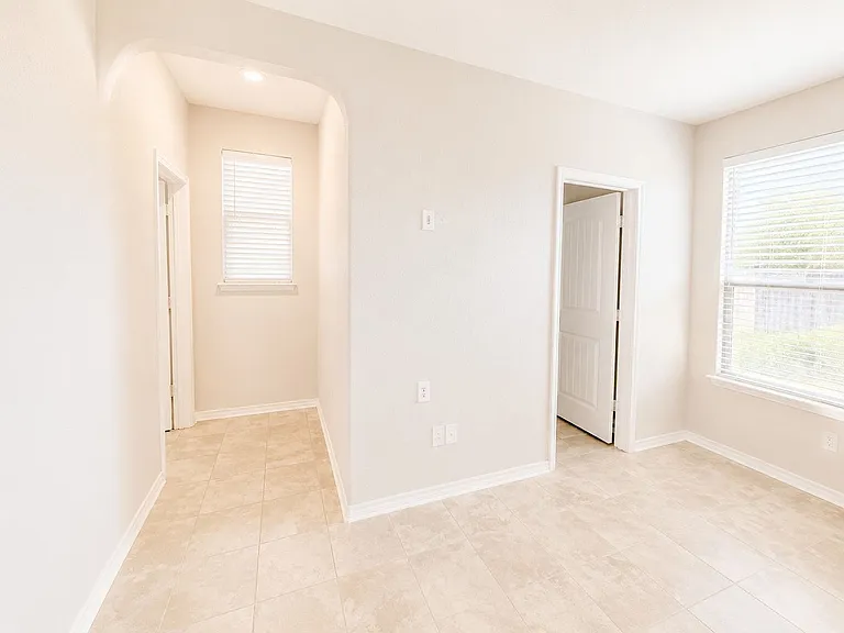 15322 Saber Point — Photo 13