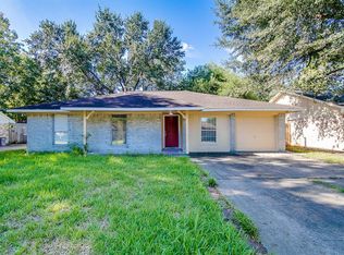 6719 Winding Trace Dr, Houston, TX 77086