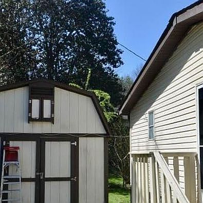 Side entry and shed