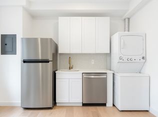 251 10th St APT 2A, Hoboken, NJ 07030