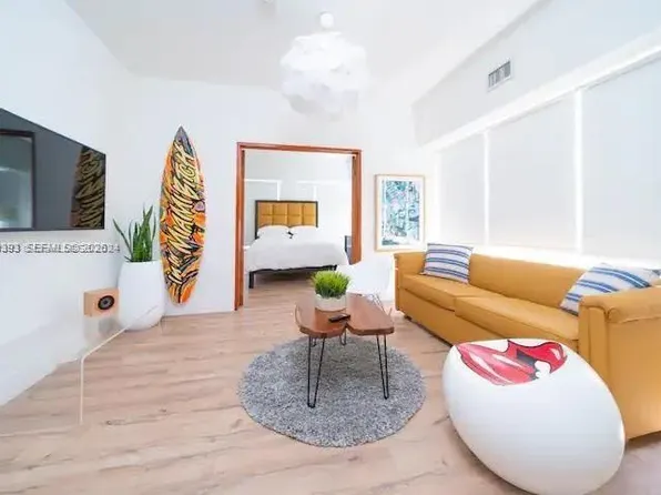 227 1st St #7, Miami Beach, FL 33139