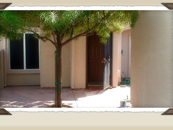 2nd image of 3315 E Lavey Ln Unit 104