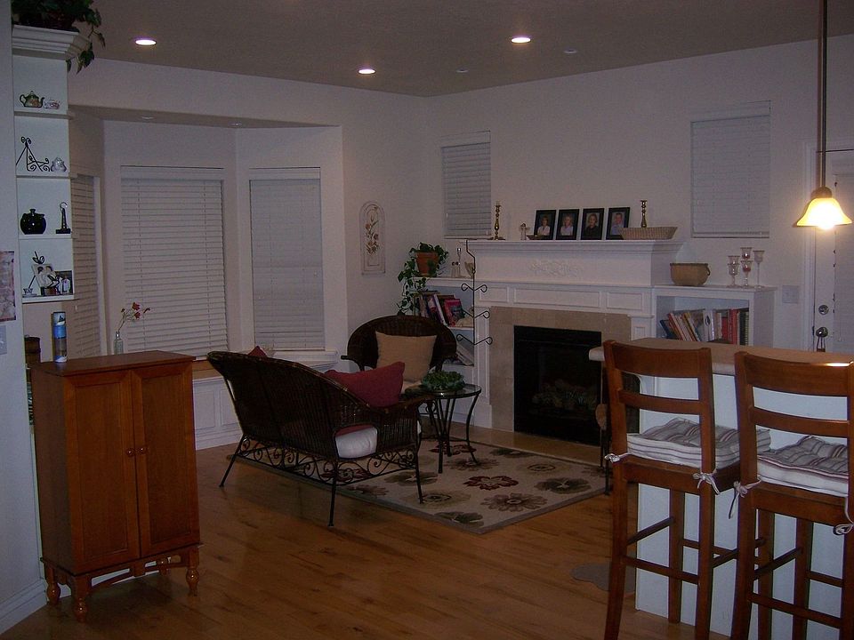 Keeping Room off Kitchen