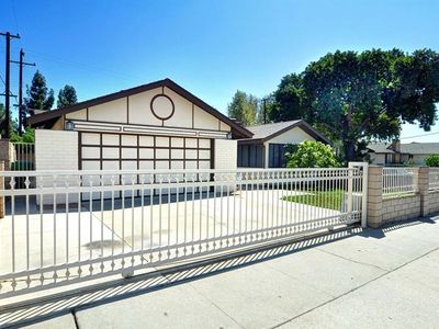 1806 W Adams St, Santa Ana, CA, 92704