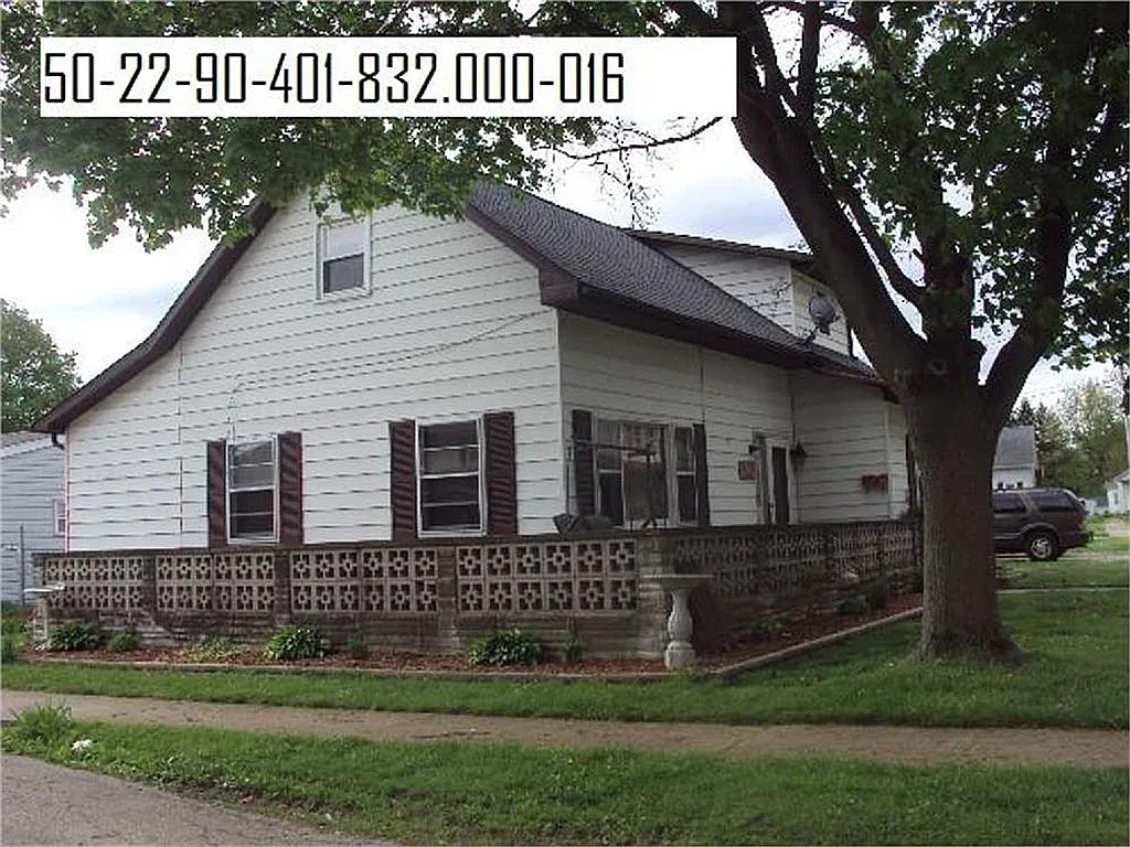 201 S Grove St photo 1