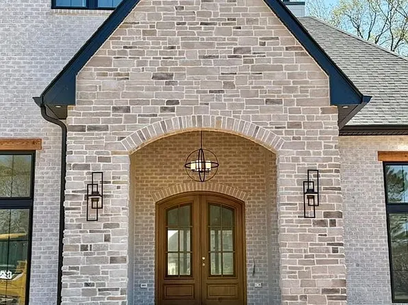 101 Danford Dr, Clarksville, TN 37043