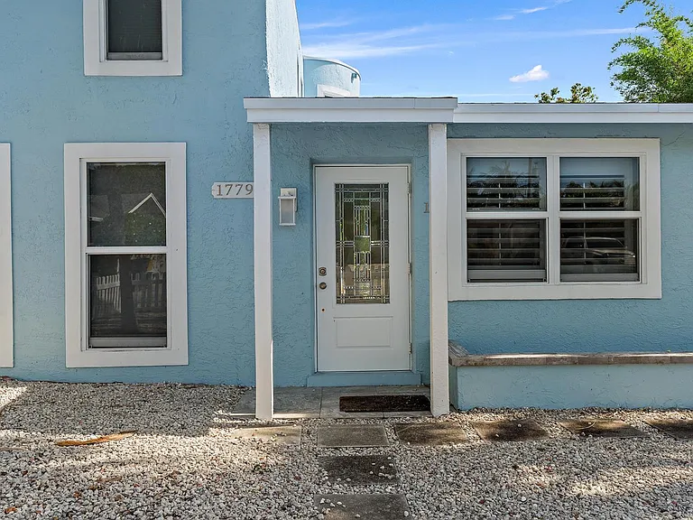 1779 Len Dr — Photo 13