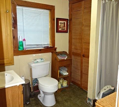 2nd image of 1117 Bledsoe Dr