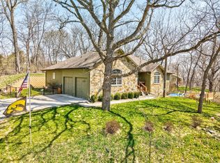 21820 Hawley Rd, Glenwood, IA 51534