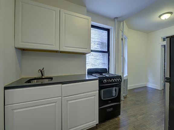 2nd image of 411 W 48th St #3R