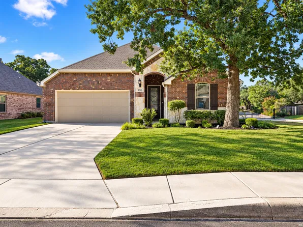 8512 REGUSCI GRV, Boerne, TX 78015