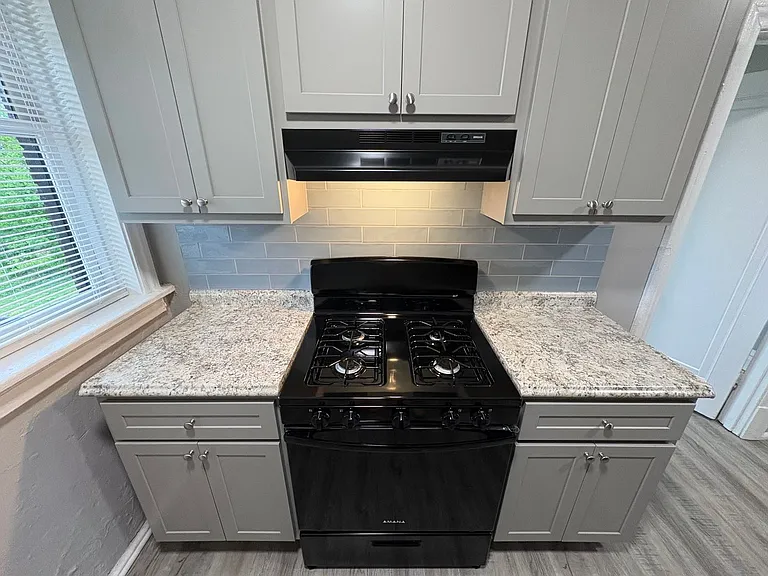 5345 Cabanne Ave — Photo 24