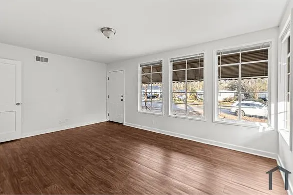 620 Annie Laura Dr — Photo 5