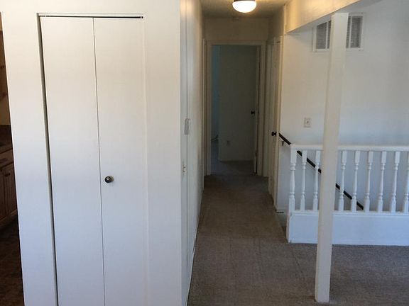 3rd image of 5980 Briarcliff Ln APT A