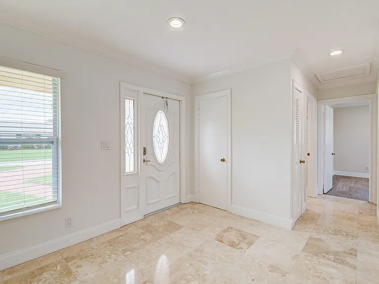 15021 Jackson Rd — Photo 4