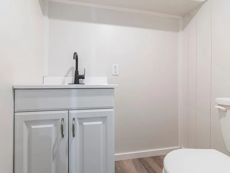 5745 Hunter St — Photo 22